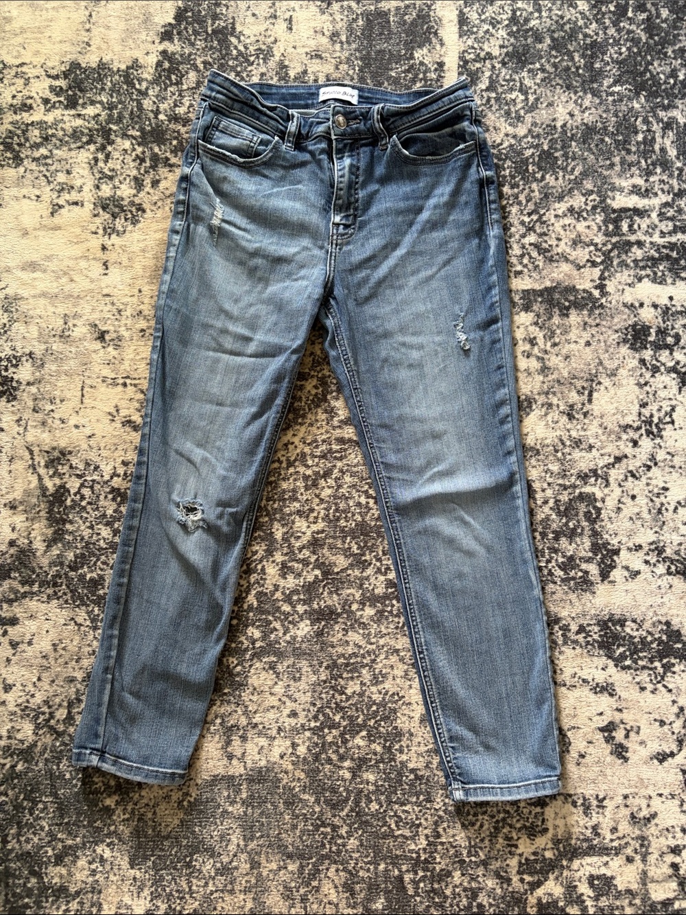 Studio Boyfriend Jeans in Faded Blue with Distressing